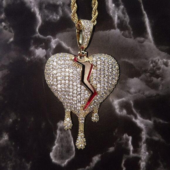18"Rope Chain + 14K Gold Finish Teardrop H… - Picture 2 of 11
